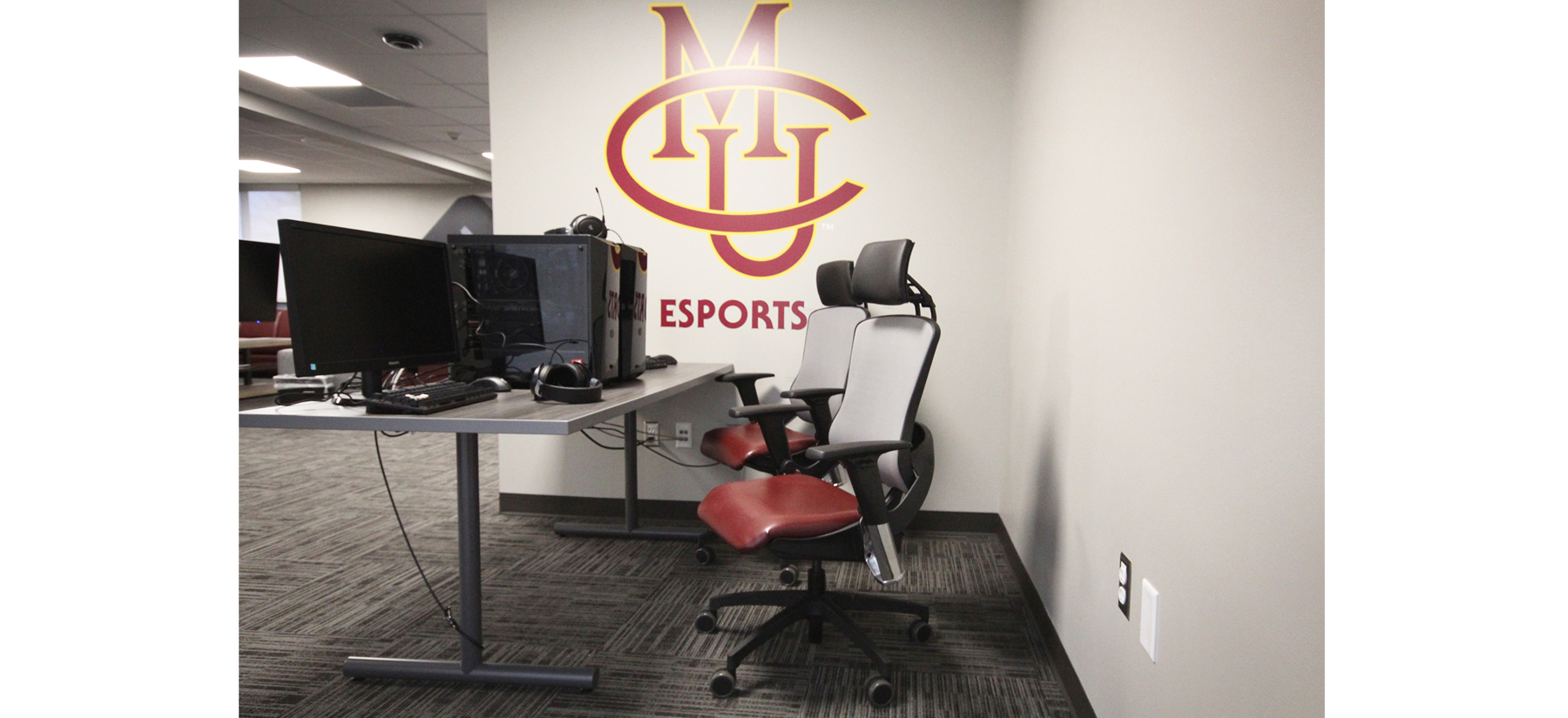 CMU Gaming Center - slide 2